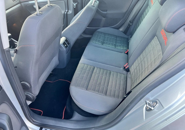 Volkswagen Golf cena 13300 przebieg: 306000, rok produkcji 2006 z Łosice małe 154